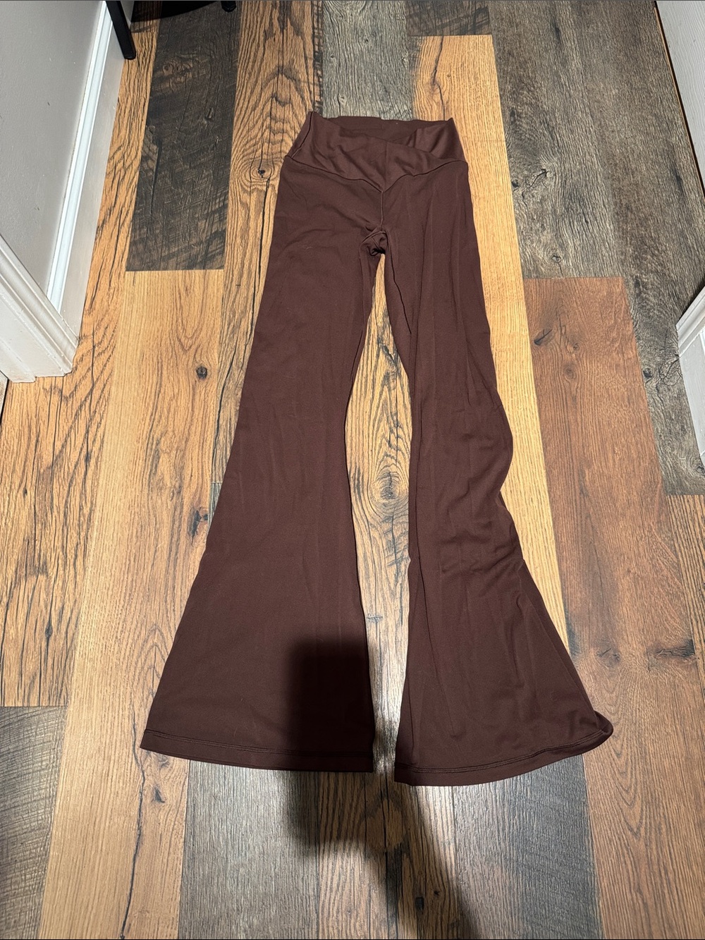 High-Waist Flared Yoga Pants in Deep Brown